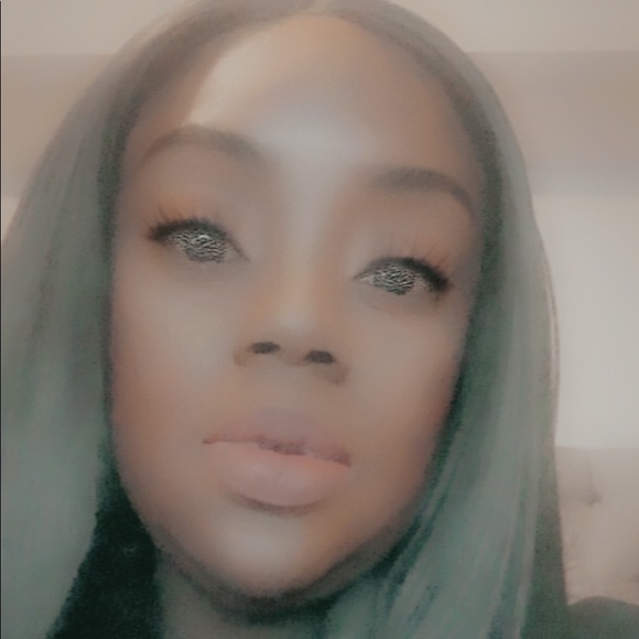 Meet your Posher, Beverley - Picture 1 of 1